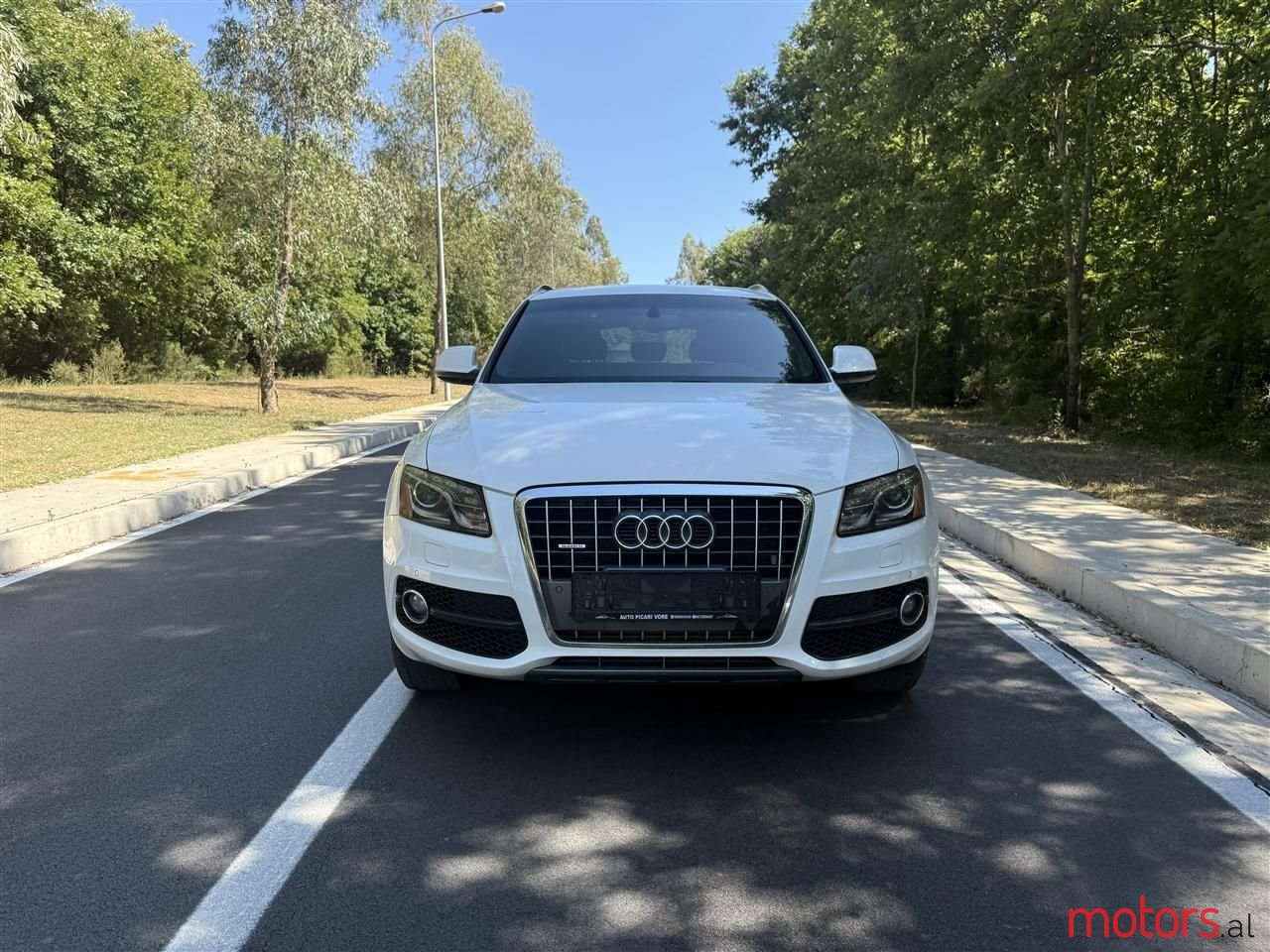 2011' Audi Q5 photo #4