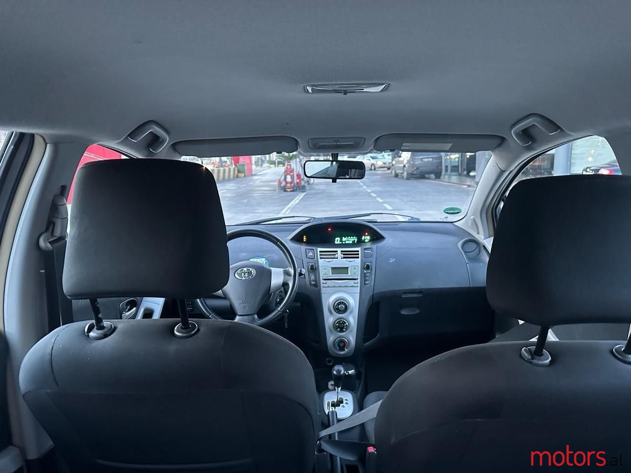 2007' Toyota Yaris photo #3