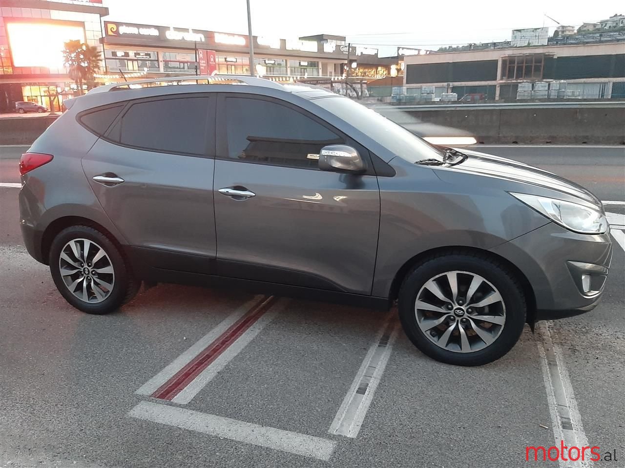 2011' Hyundai Tucson photo #3