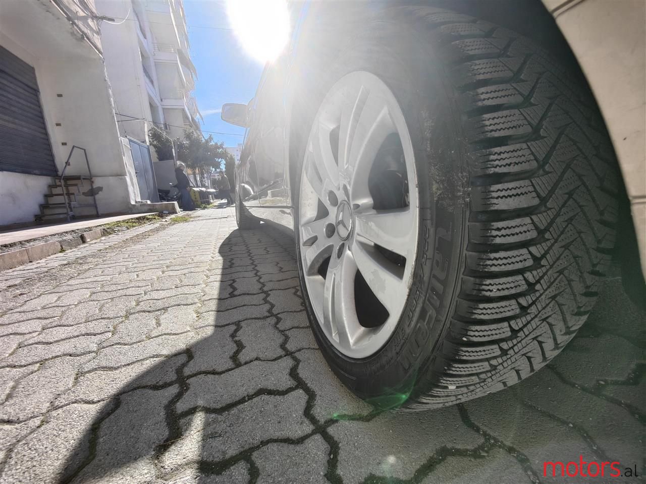 2011' Mercedes-Benz C 200 photo #3