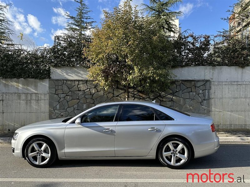 2011' Audi A8 photo #4