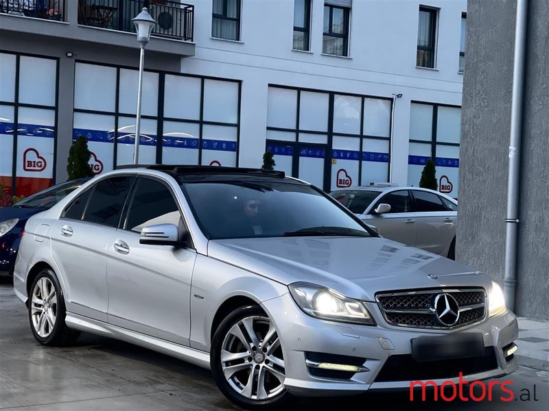 2012' Mercedes-Benz C 220 photo #1