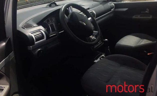 2001' Ford Galaxy photo #1