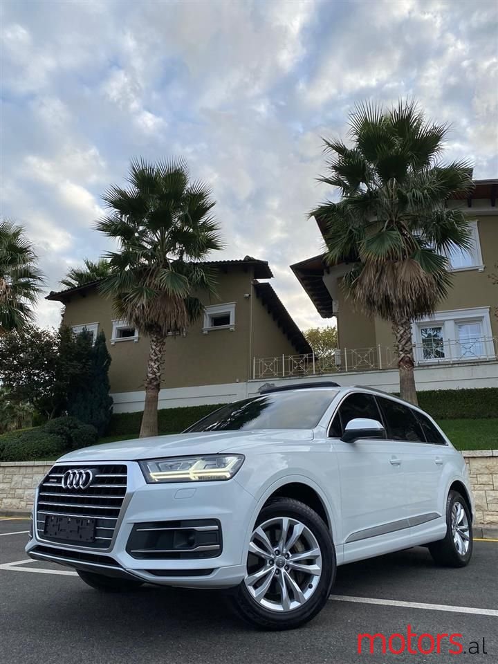2016' Audi Q7 photo #2