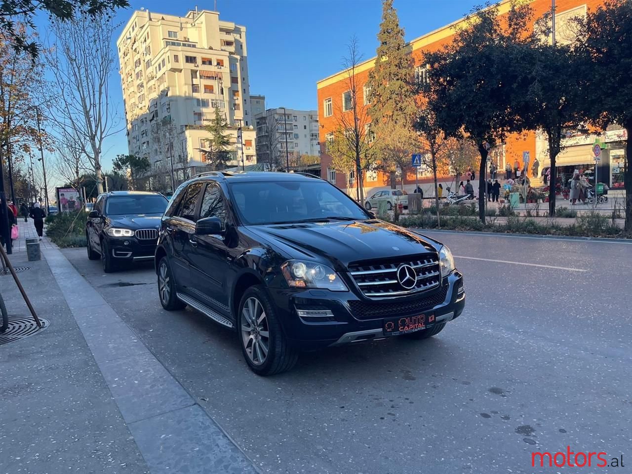 2011' Mercedes-Benz ML 350 photo #3