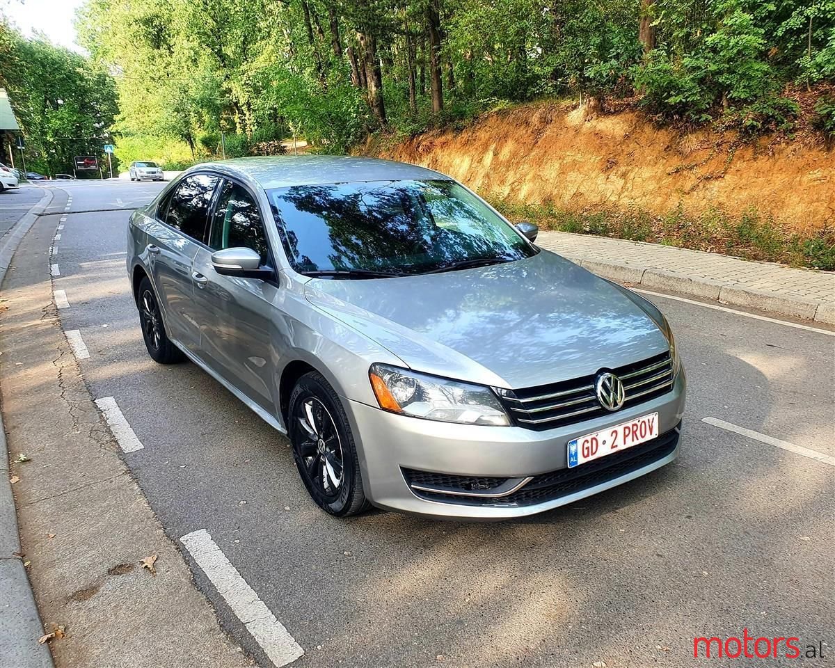 2014' Volkswagen Passat photo #6