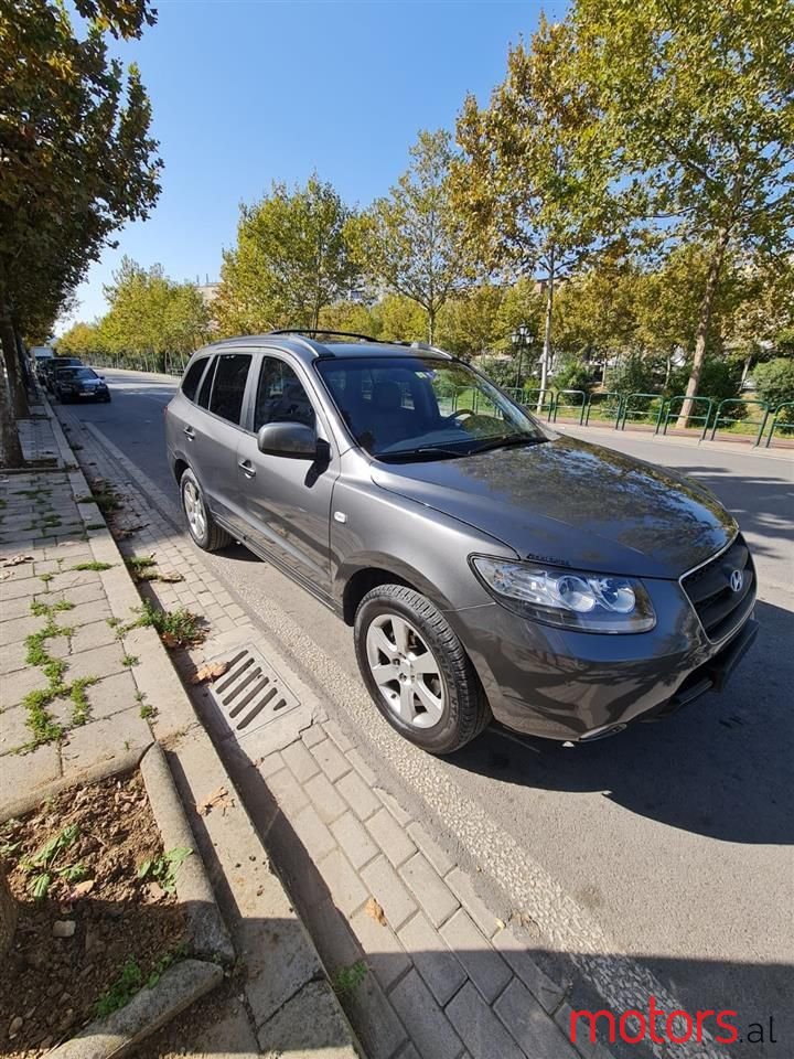 2008' Hyundai Santa Fe photo #3