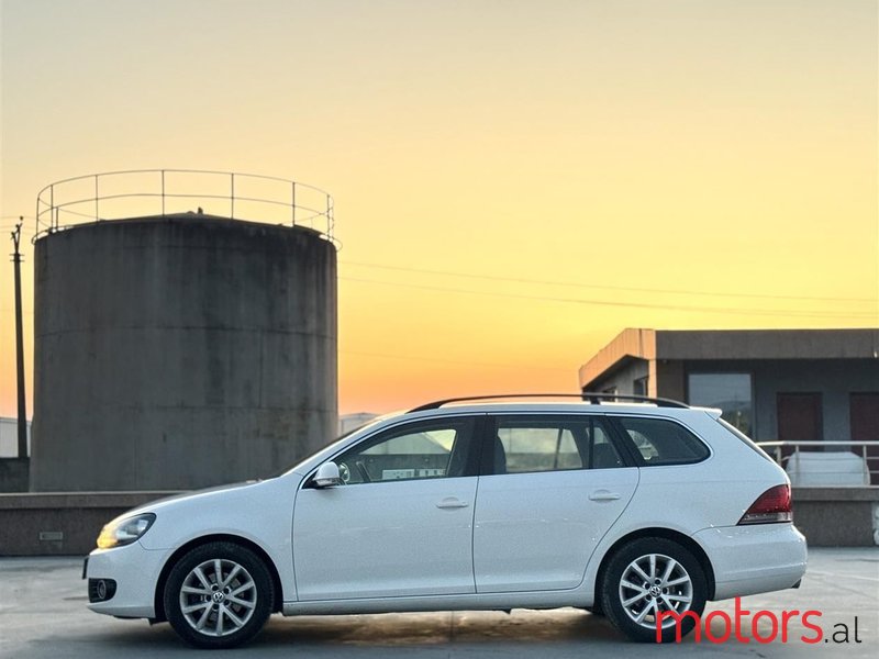 2013' Volkswagen Golf photo #5