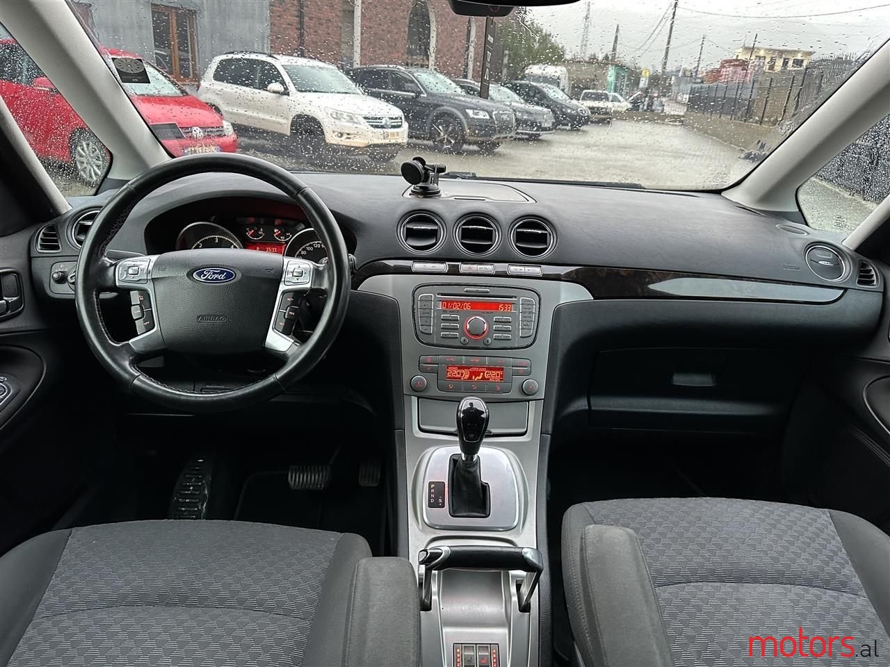 2010' Ford Galaxy photo #3