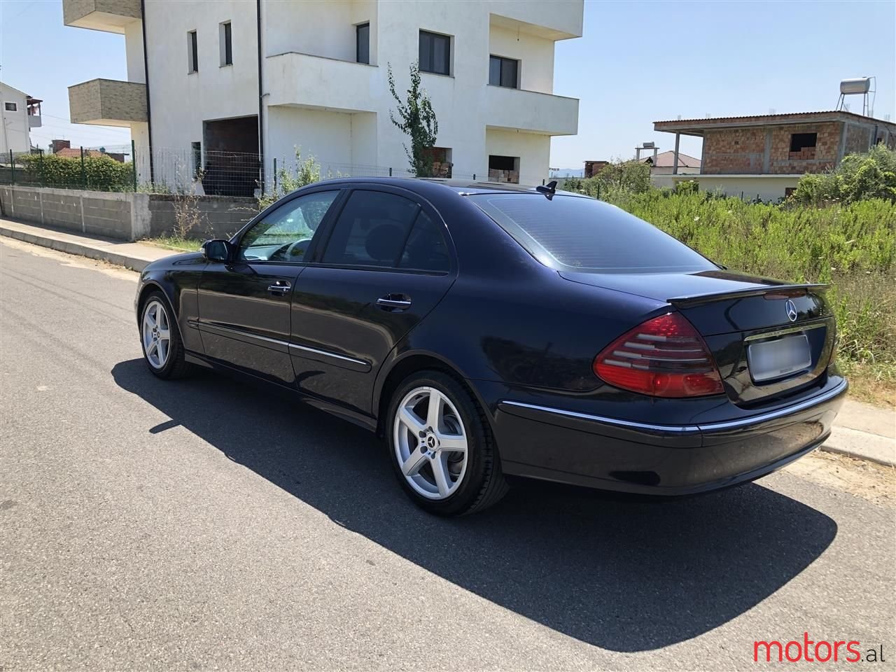 2004' Mercedes-Benz E 270 photo #1