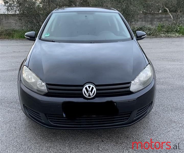 2009' Volkswagen Golf photo #5