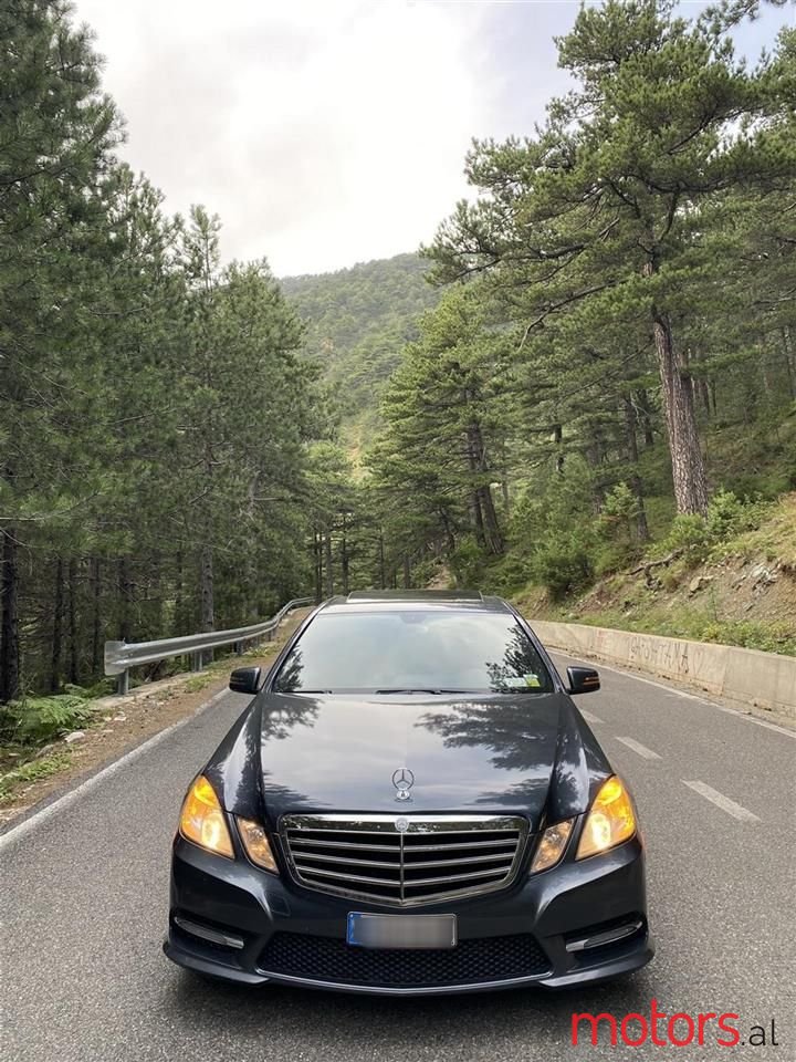 2013' Mercedes-Benz E 350 photo #1