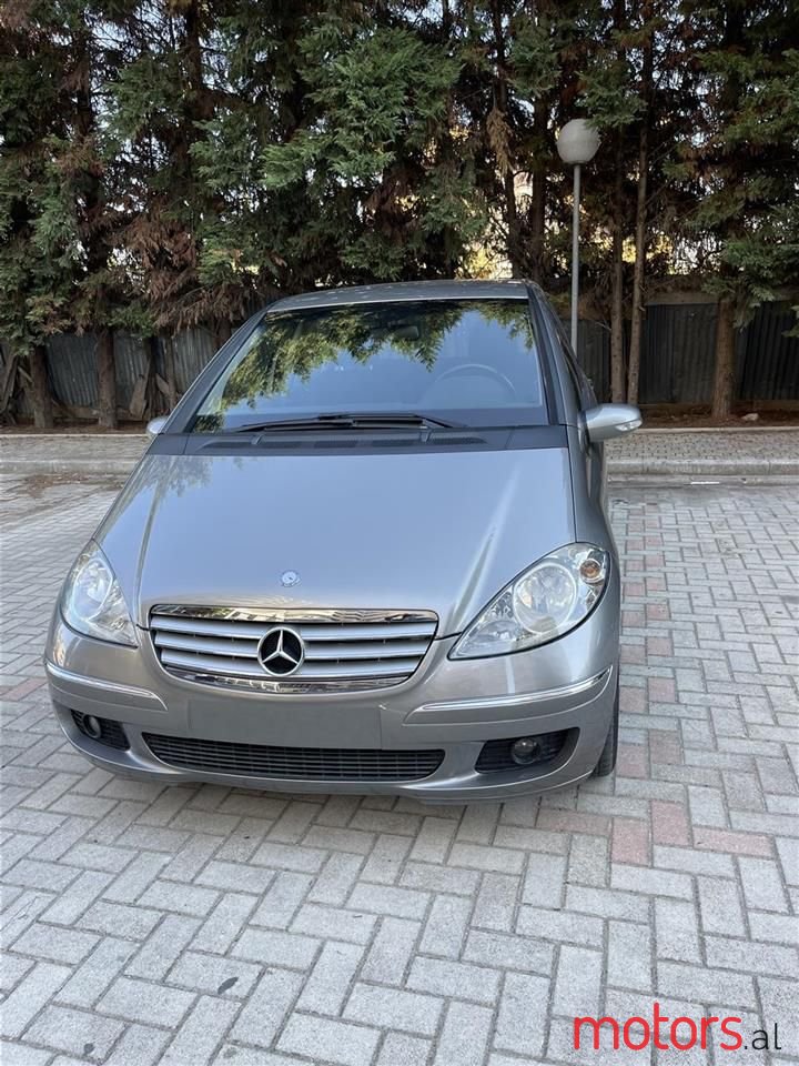 2007' Mercedes-Benz A 180 photo #1