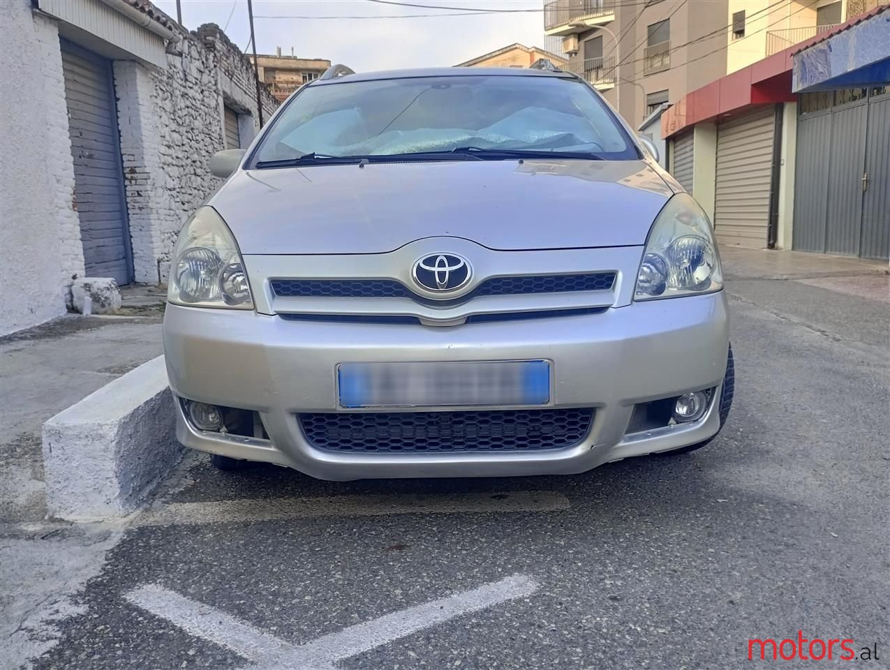 2004' Toyota Corolla Verso photo #4