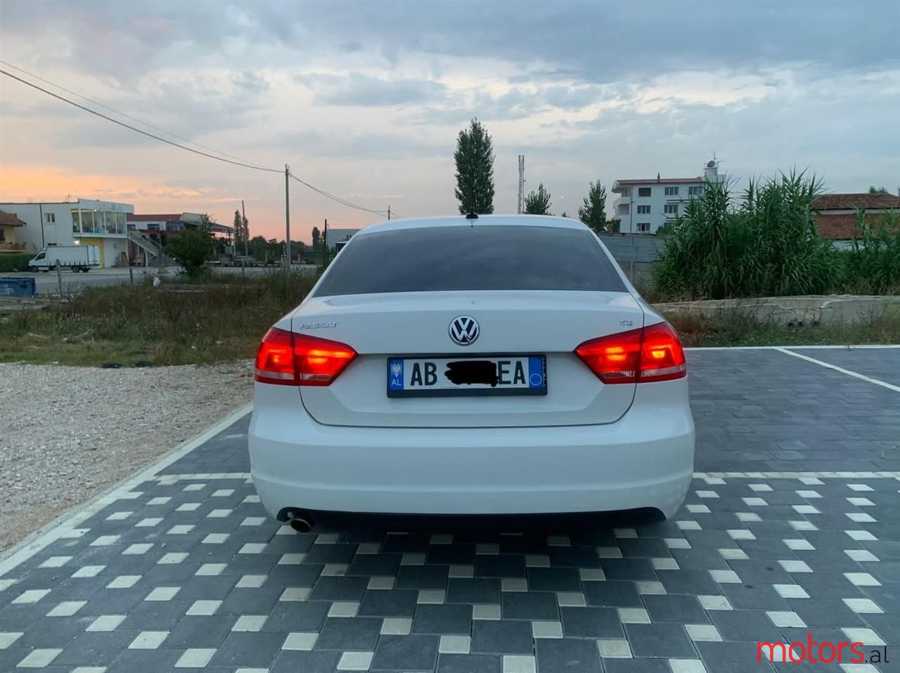 2012' Volkswagen Passat photo #4