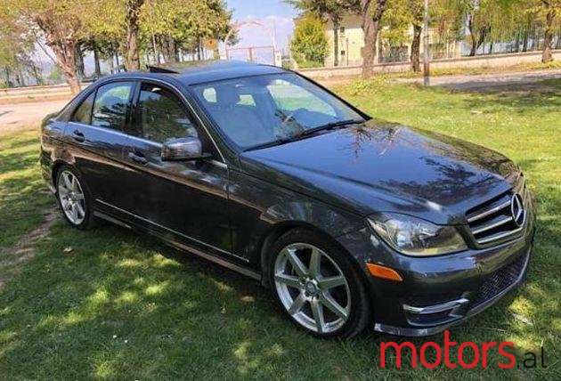 2014' Mercedes-Benz C-Class photo #1