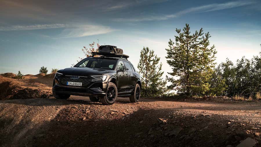 Rally-inspired Audi Q8 E-Tron Edition Dakar goes further off-road