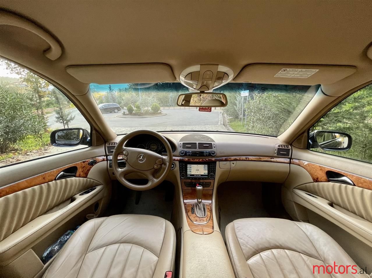 2009' Mercedes-Benz E 280 photo #5