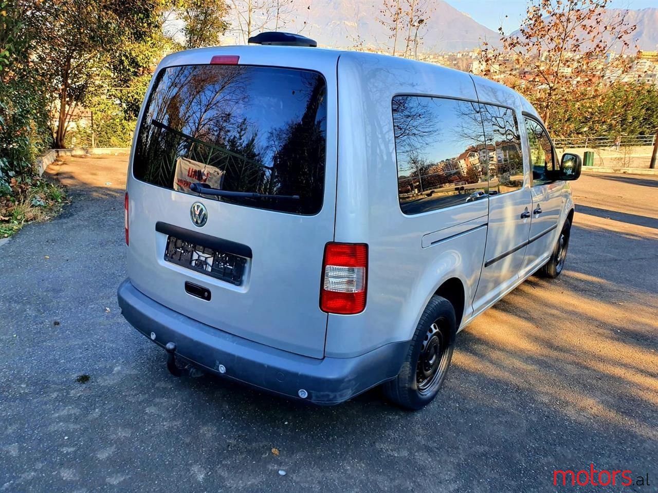 2010' Volkswagen Caddy photo #5