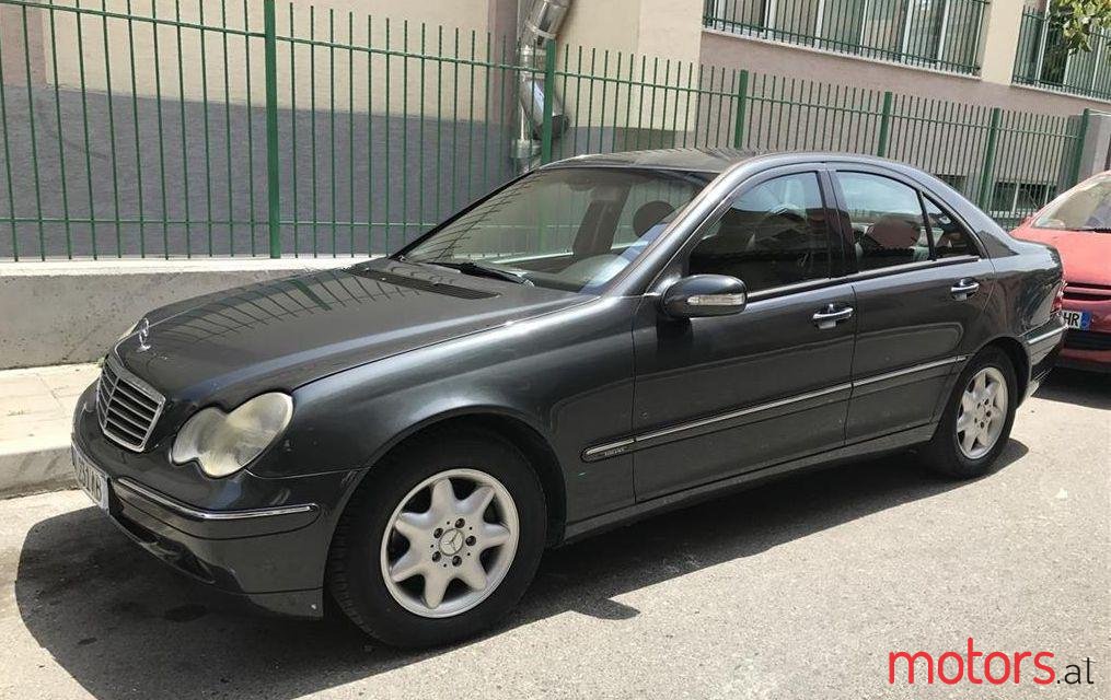 2002' Mercedes-Benz C 220 photo #1