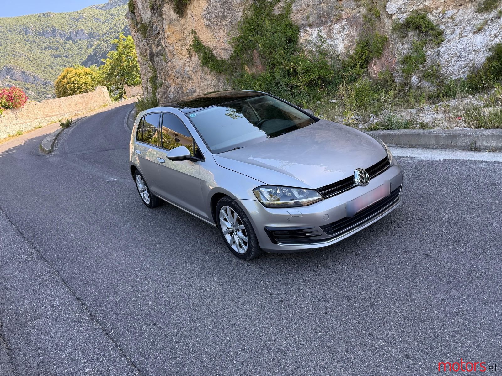 2015' Volkswagen Golf photo #4