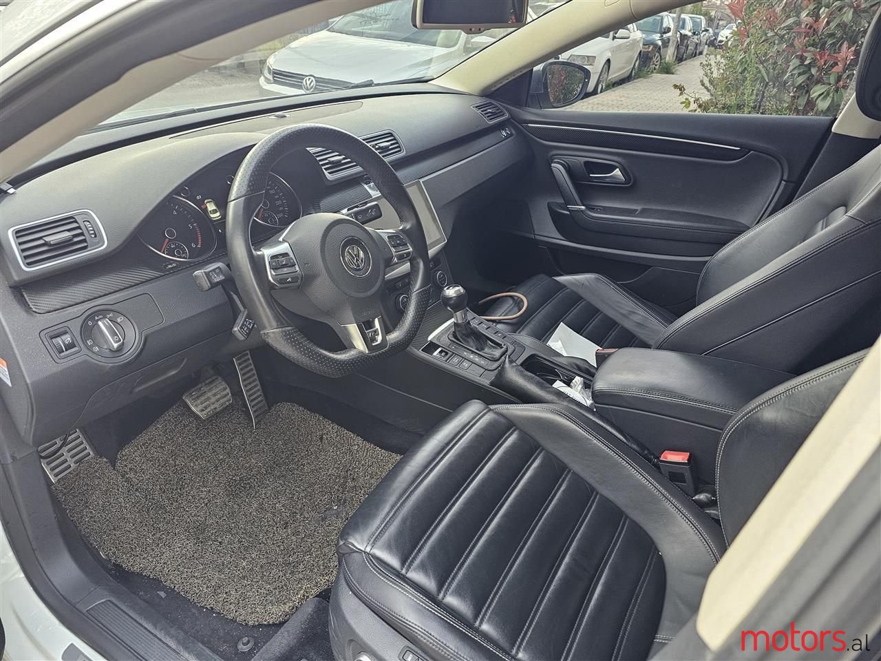 2016' Volkswagen photo #2