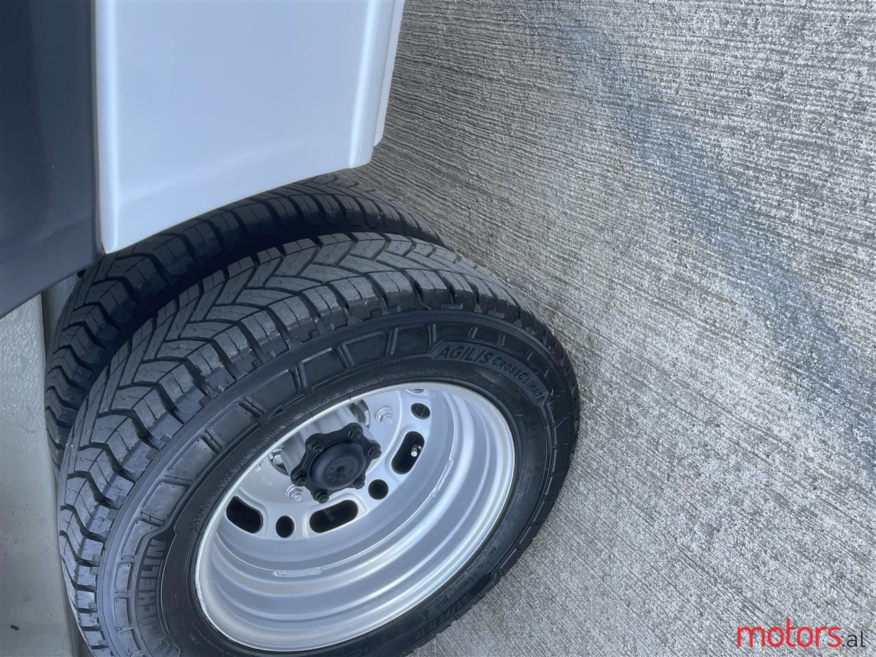 2011' Mercedes-Benz Sprinter photo #2