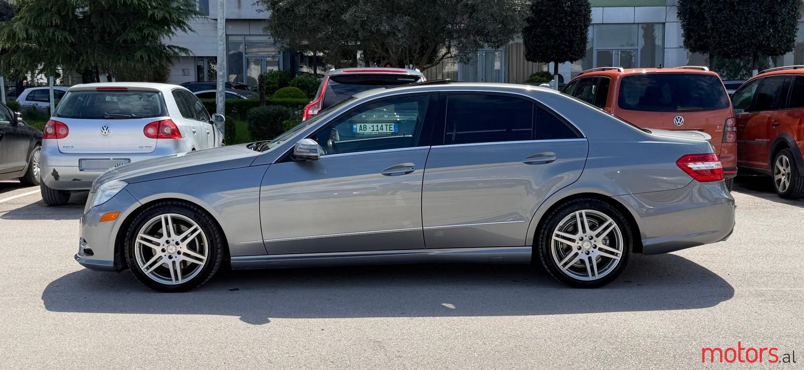 2013' Mercedes-Benz E 350 photo #4