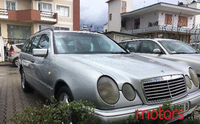 1999' Mercedes-Benz E-Class photo #1