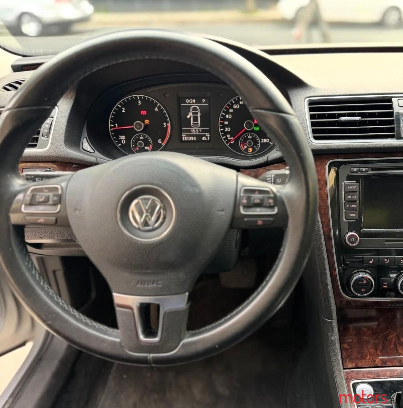 2014' Volkswagen Passat photo #1