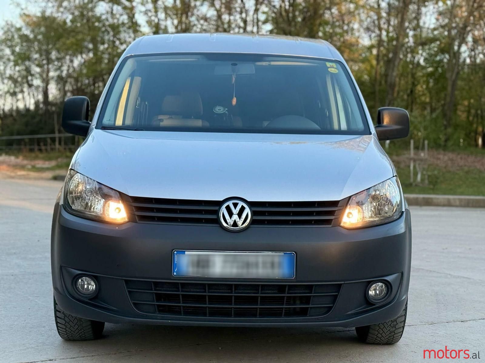 2013' Volkswagen Caddy photo #3