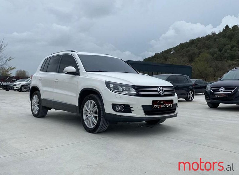 2013' Volkswagen Tiguan photo #3