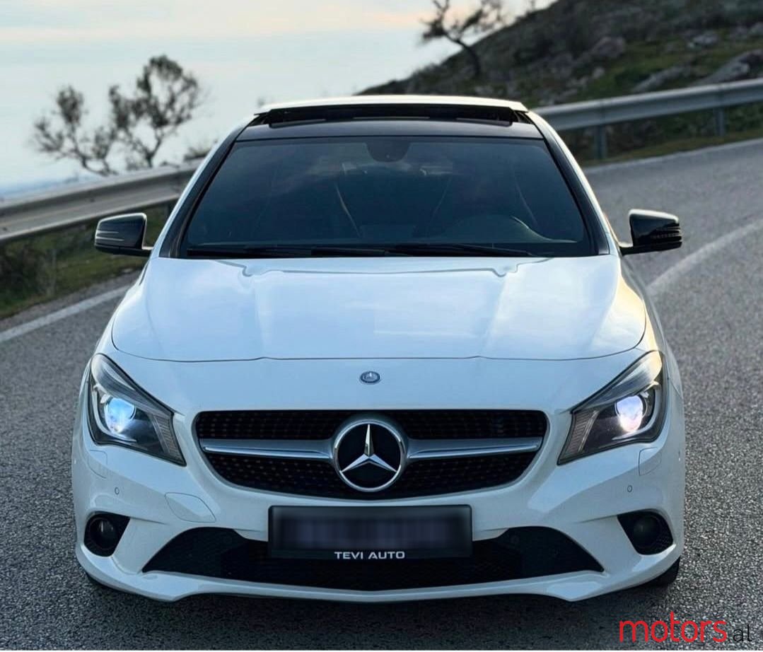 2014' Mercedes-Benz CLA 250 photo #3