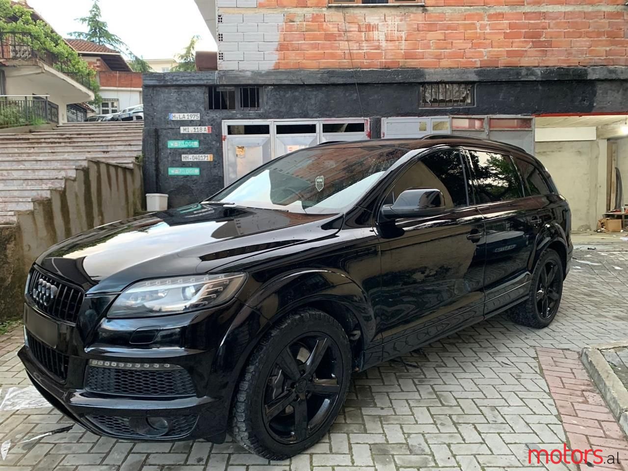 2013' Audi Q7 photo #5