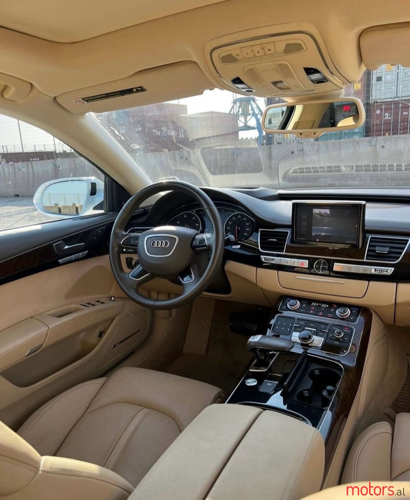 2015' Audi A8 photo #6