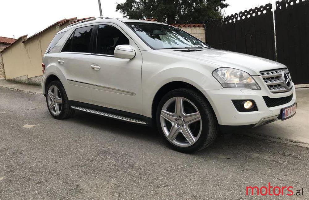 2010' Mercedes-Benz ML 350 photo #1