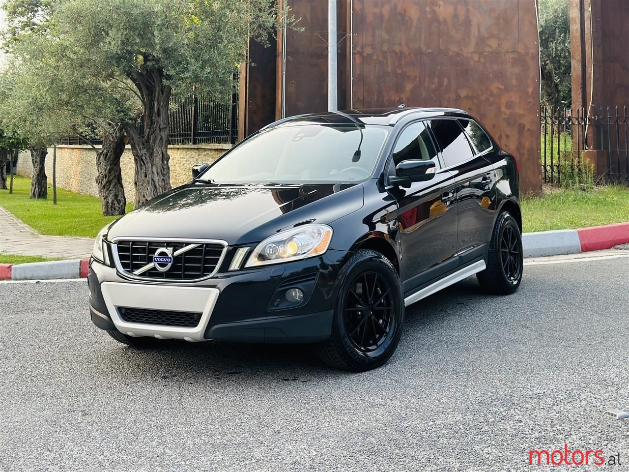 2011' Volvo Xc 60 photo #1