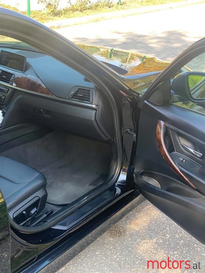 2014' BMW 328 photo #5