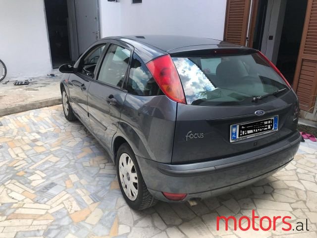 2003' Ford Focus photo #3