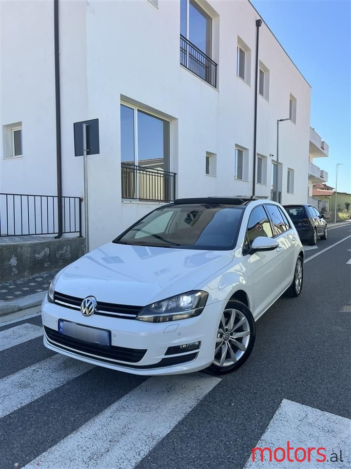 2015' Volkswagen Golf photo #3