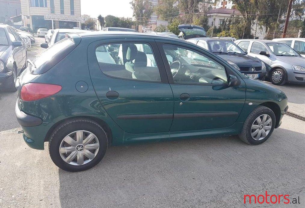 2002' Peugeot 206 photo #2