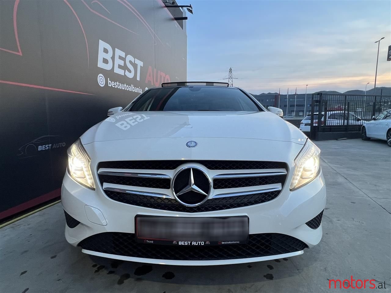 2013' Mercedes-Benz A 200 photo #4