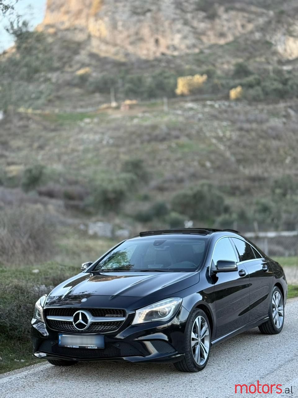 2014' Mercedes-Benz 200 photo #1