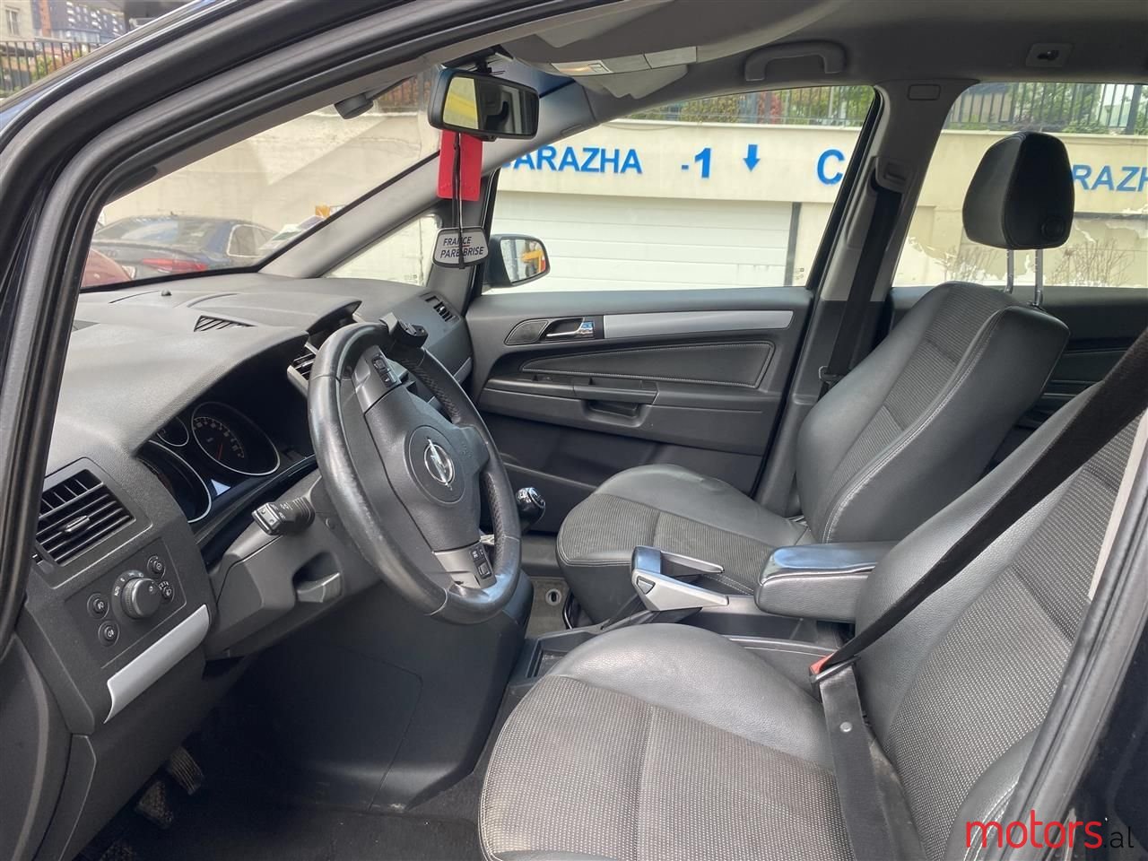 2006' Opel Zafira photo #2