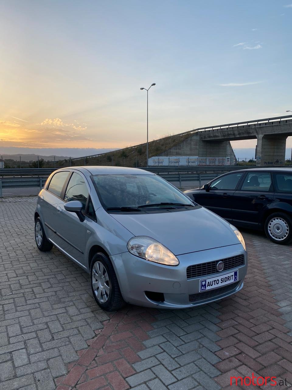 2009' Fiat Grande Punto photo #2
