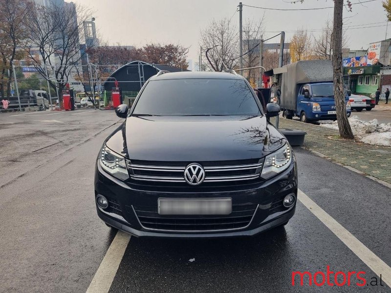 2014' Volkswagen Tiguan photo #1