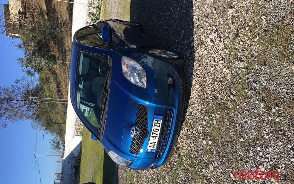 2007' Toyota Yaris photo #1