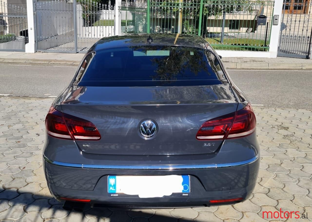 2013' Volkswagen photo #5