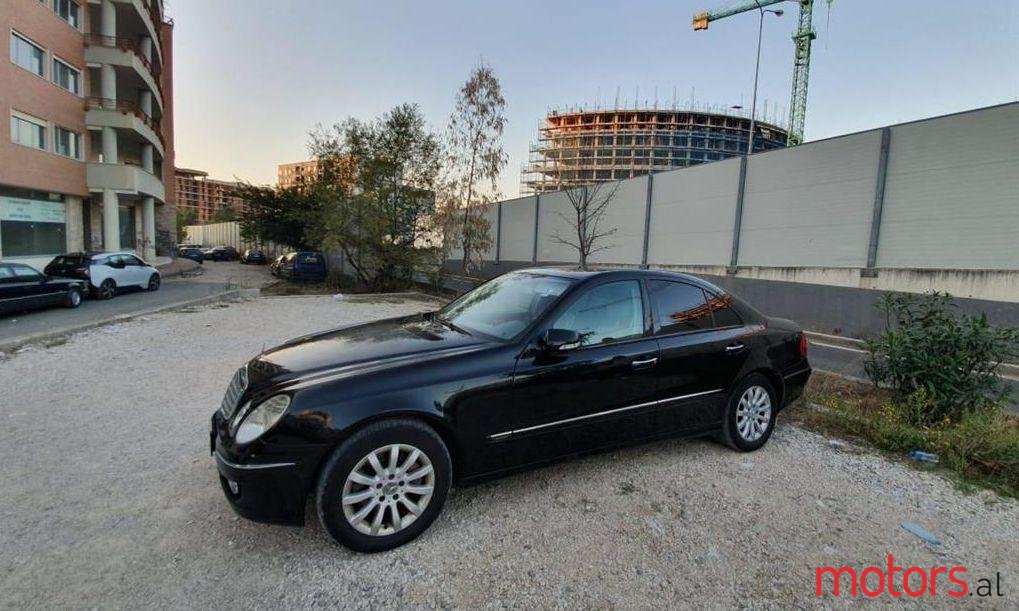 2007' Mercedes-Benz E 280 photo #1