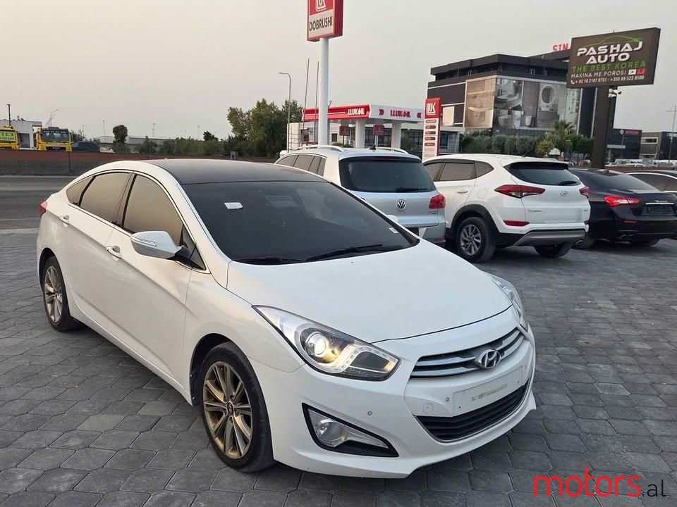 2016' Hyundai i40 photo #1